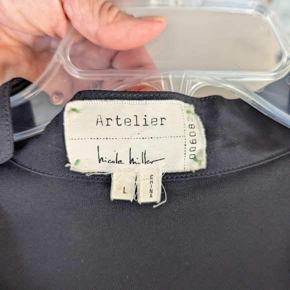 Nicole Miller silk high low blouse Large - Picture 6 of 7